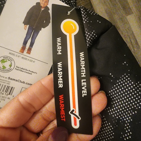 Boys Size 6 Winter Puffer Jacket (Brand New) - Picture 5 of 6